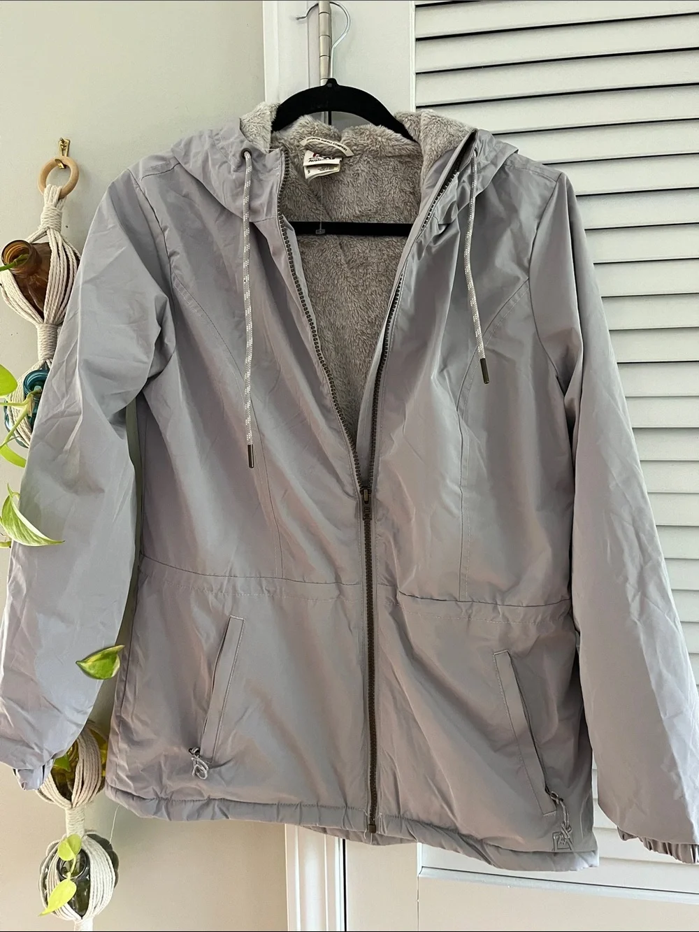 Avalanche Light Gray Hooded Jacket with Fuzzy Lining